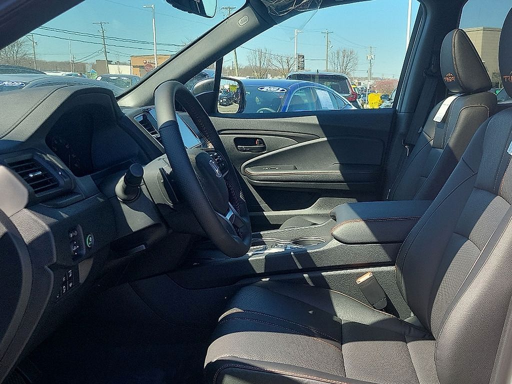 Thumbnail: 2026 Honda Ridgeline - 9