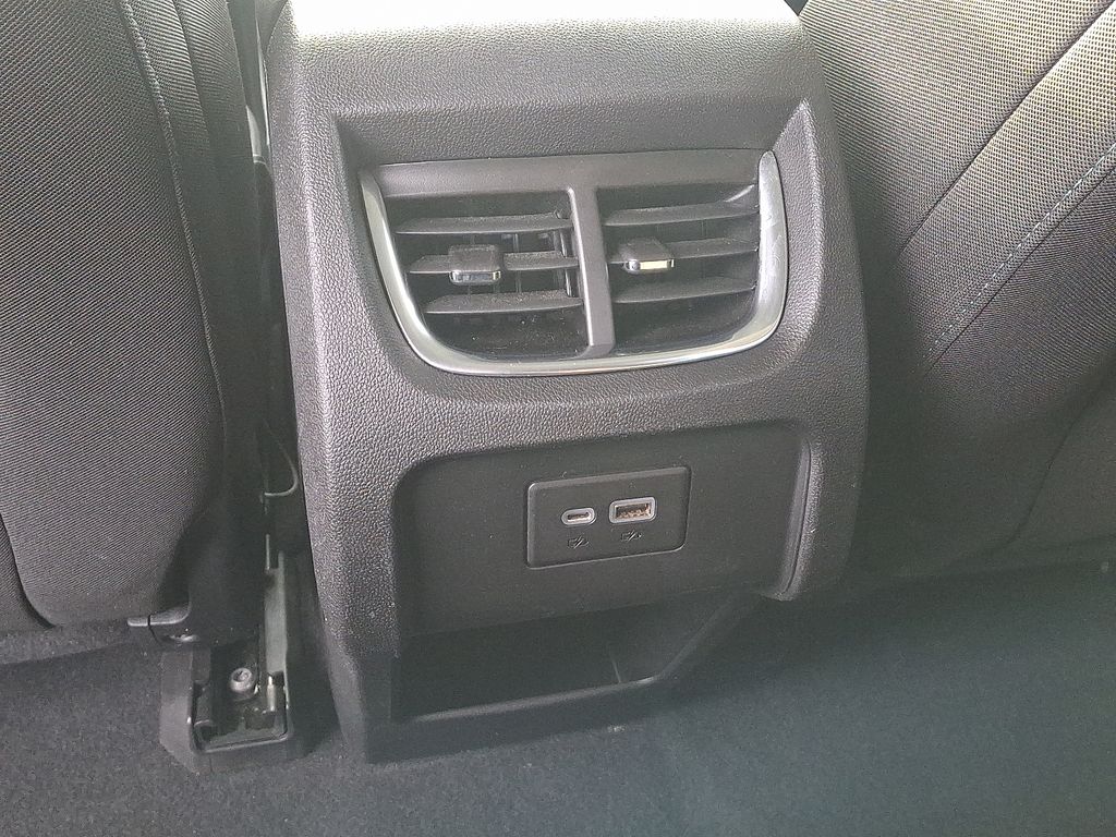 Thumbnail: 2019 Chevrolet Blazer - 11