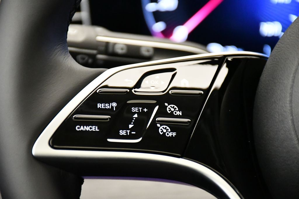 Thumbnail: 2026 Mercedes-Benz GLE - 23