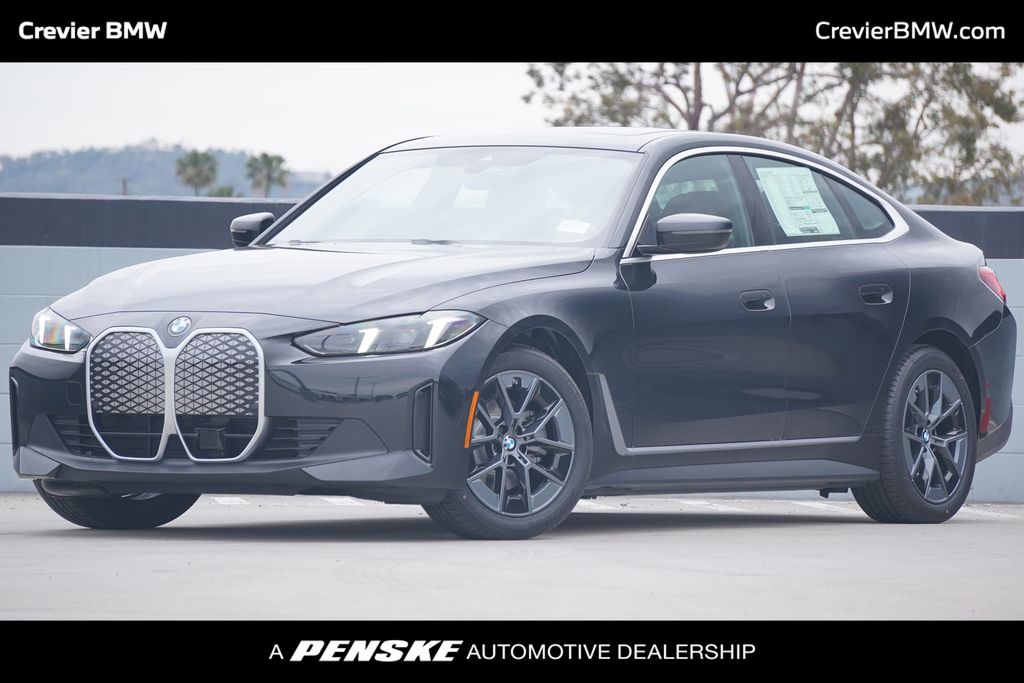 Thumbnail: 2026 BMW i4 - 1