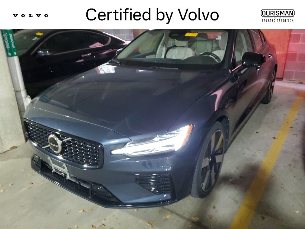 2024 Volvo S60 Recharge Plug-In Hybrid
