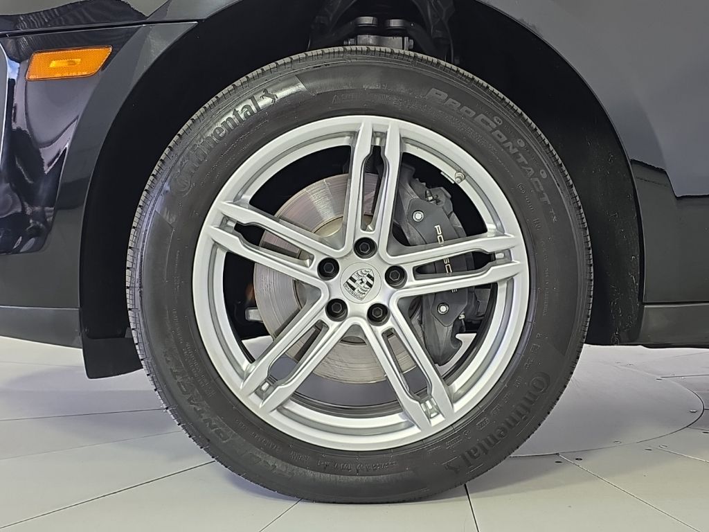 Thumbnail: 2023 Porsche Macan - 7