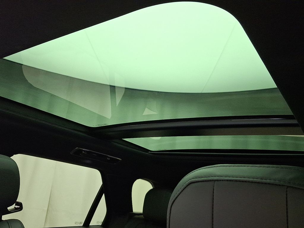 Thumbnail: 2024 Land Rover Range Rover Sport - 15