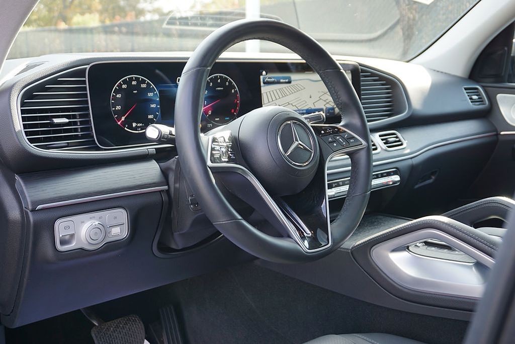 Thumbnail: 2024 Mercedes-Benz GLE - 10