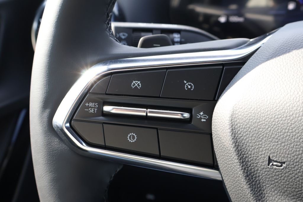 Thumbnail: 2027 Chevrolet Equinox - 22