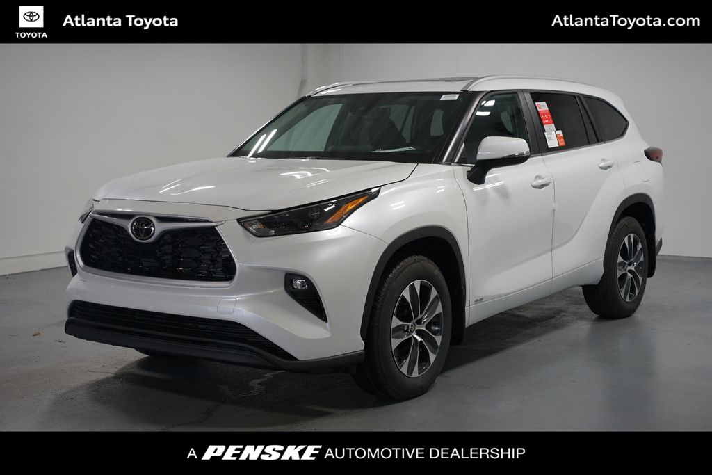 Thumbnail: 2025 Toyota Highlander - 1