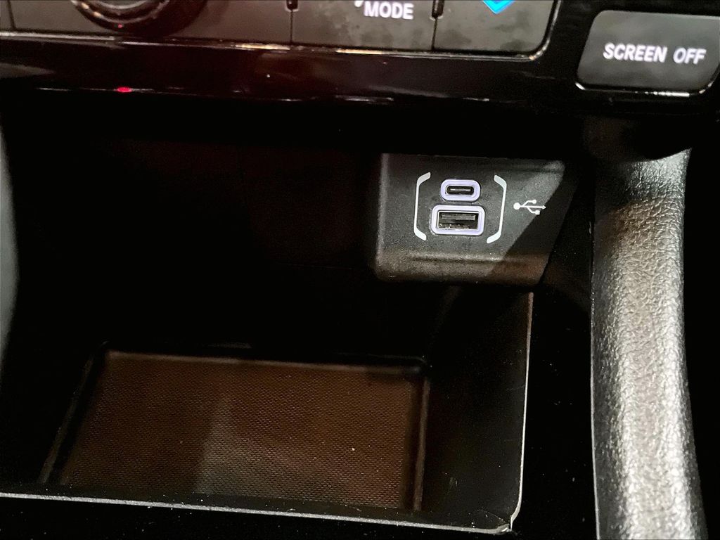 2024 Jeep Compass — photo 26