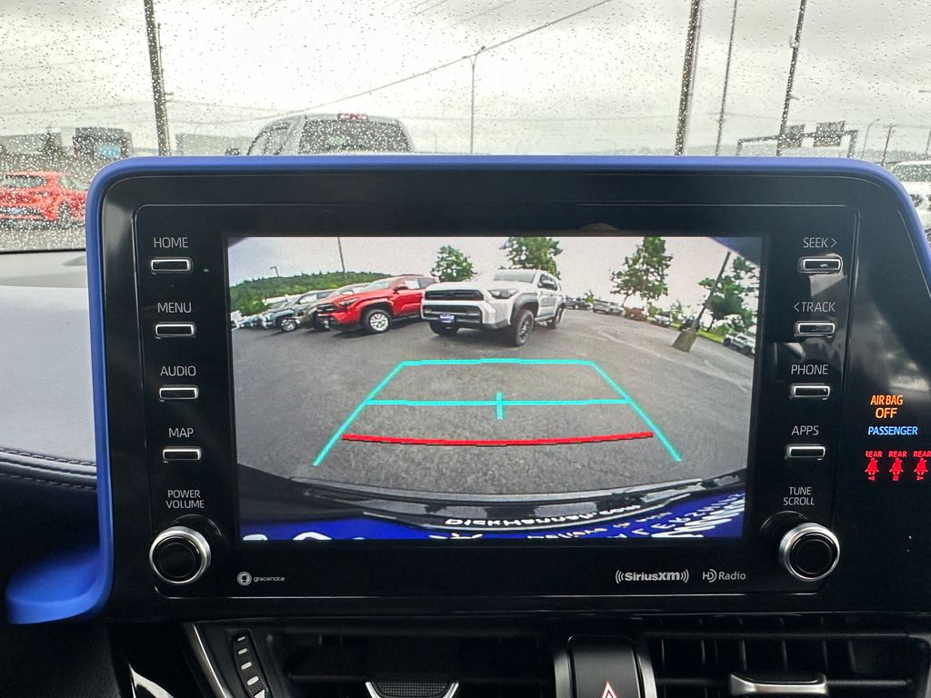 2022 Toyota C-HR XLE