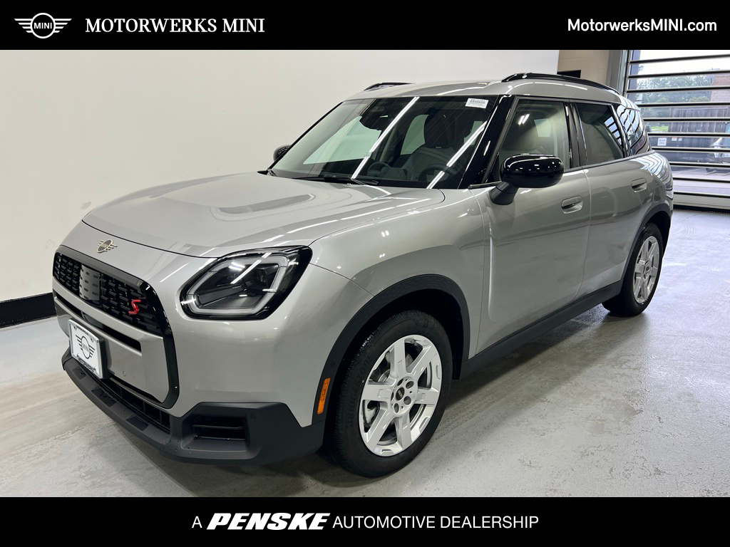 2025 MINI Cooper Countryman Base -
                Golden Valley, MN