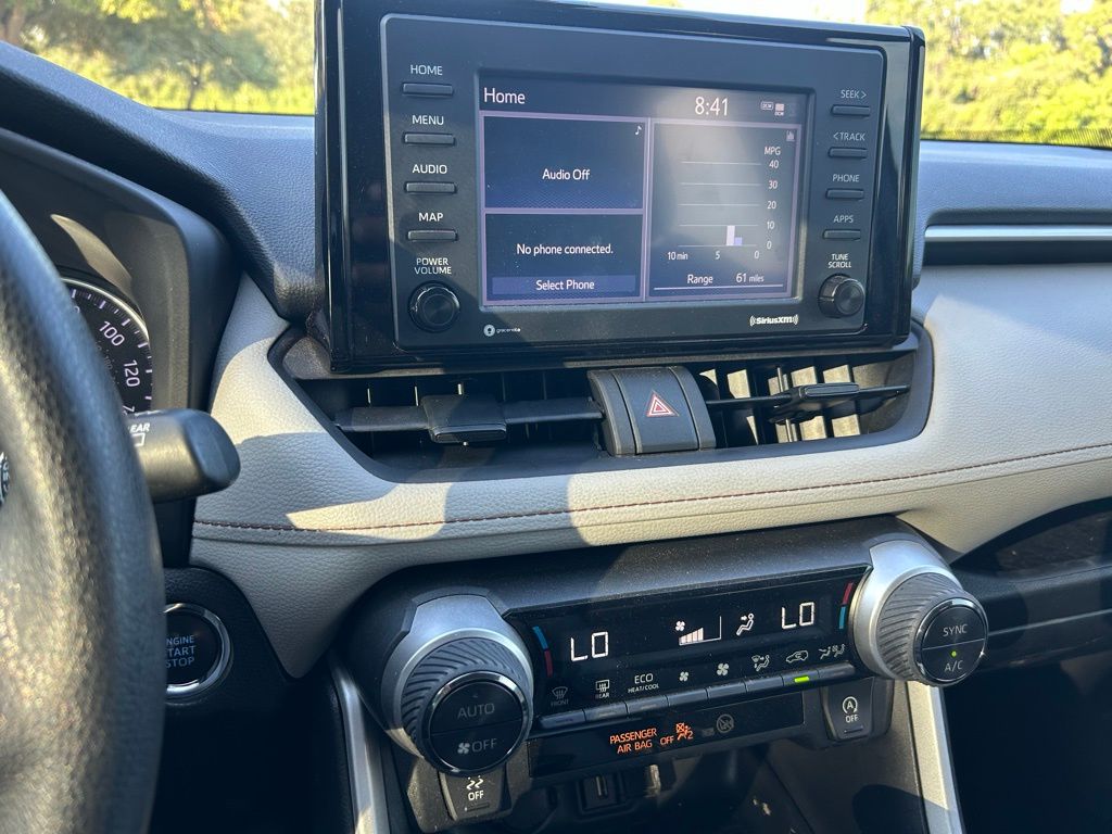 Thumbnail: 2022 Toyota RAV4 - 19