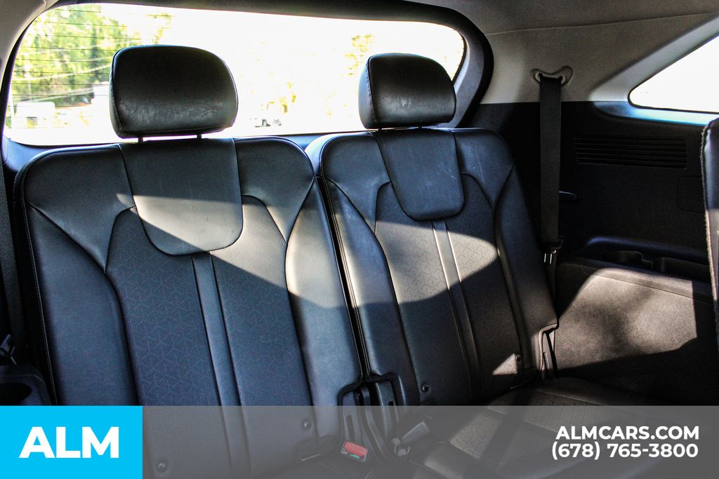 Used 2022 Black Kia SX image 18