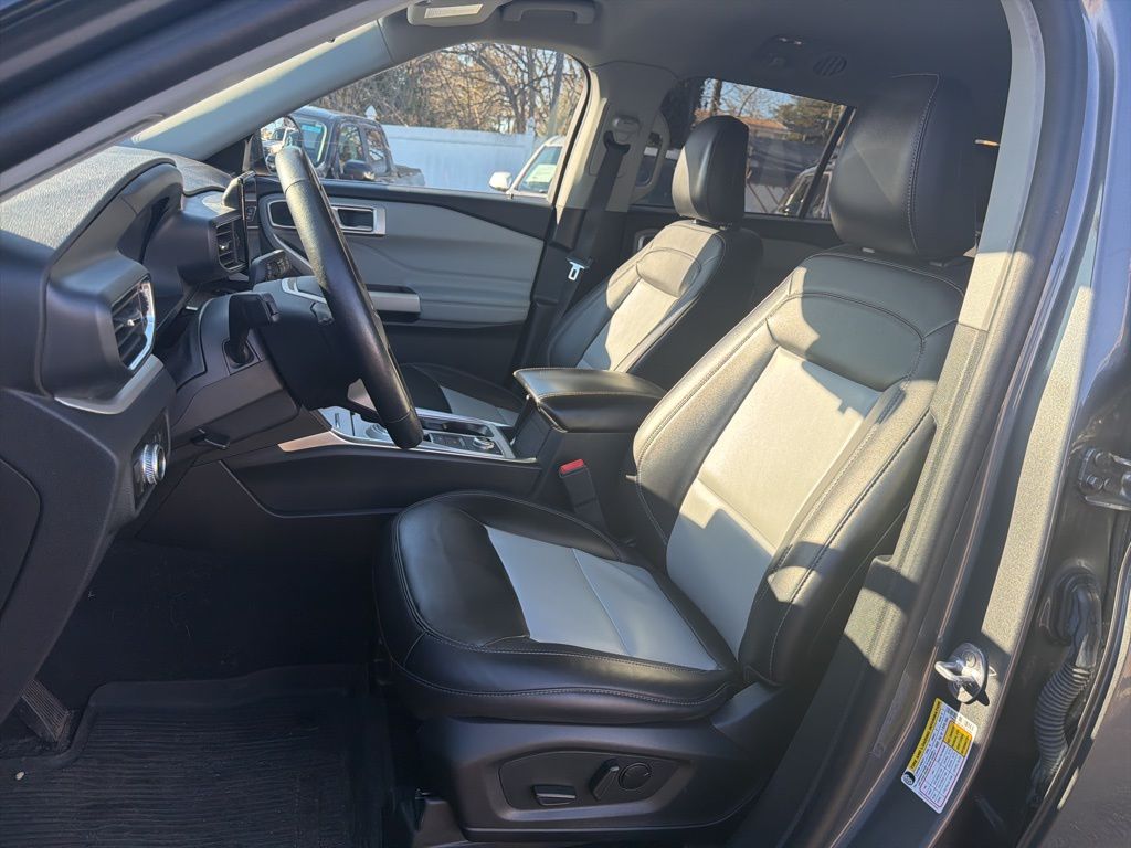 used 2023 Ford Explorer car, priced at $31,495