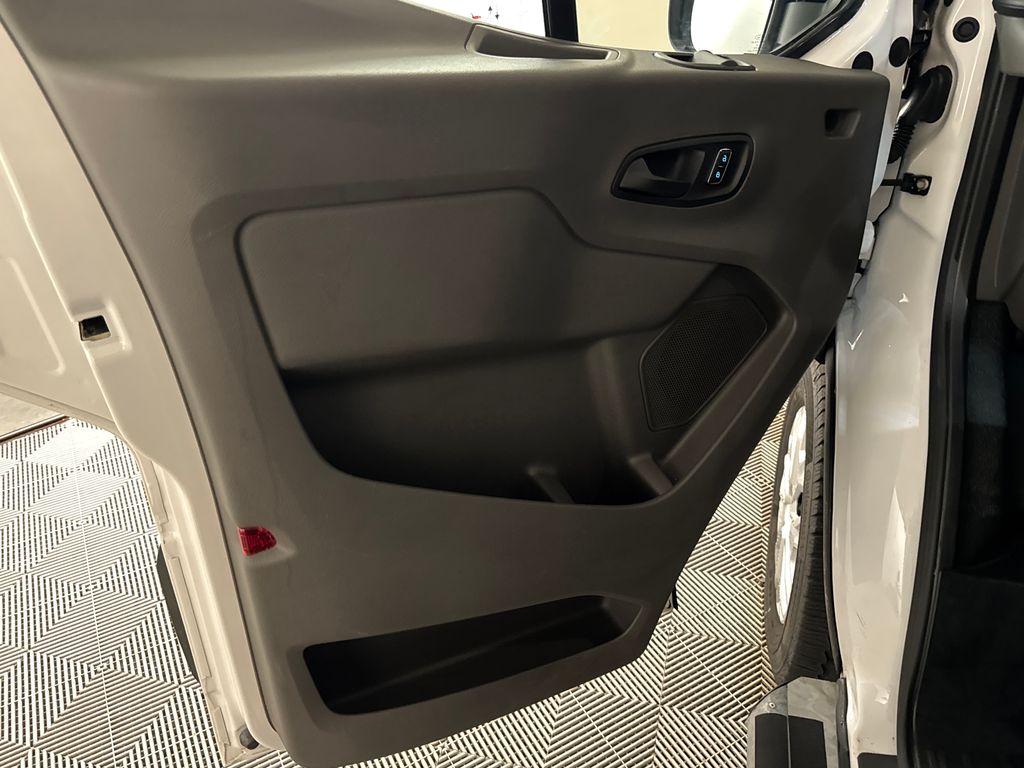 Certified Used 2025 White Ford Base image 18