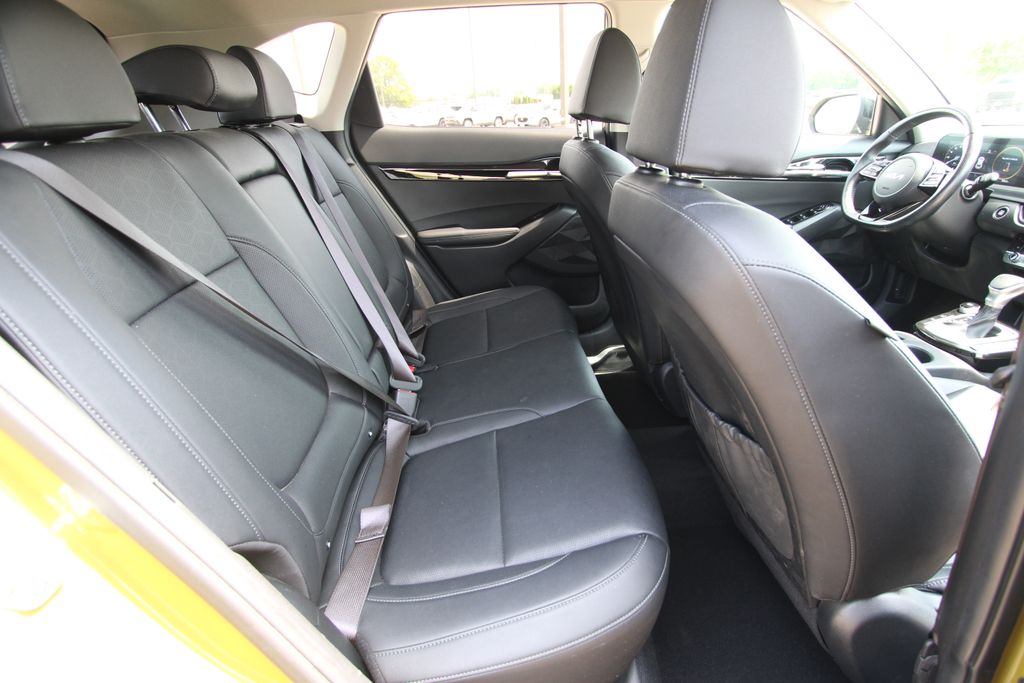 Used 2024 Kia Seltos SUV