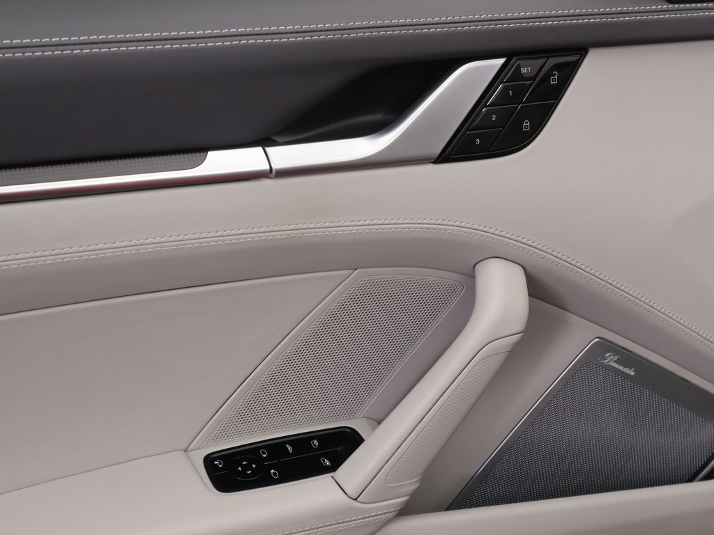 Thumbnail: 2021 Porsche 911 - 31