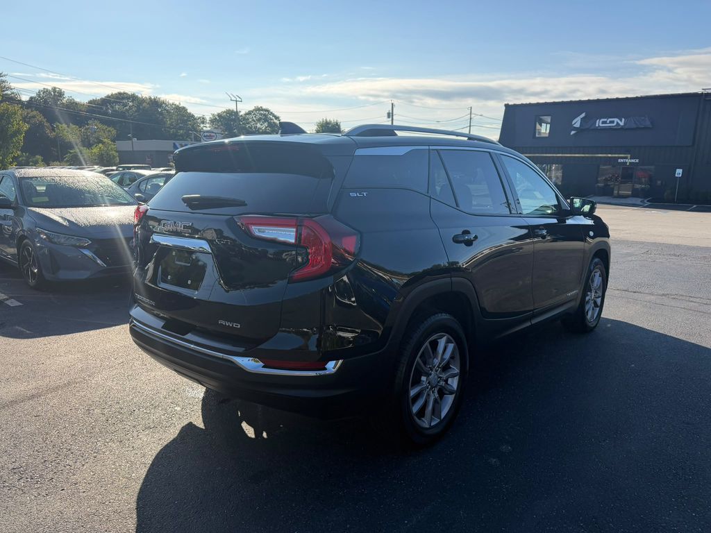 Used 2024 GMC Terrain SUV