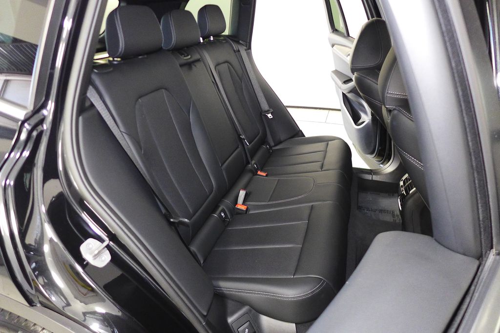 Thumbnail: 2023 BMW X3 - 20