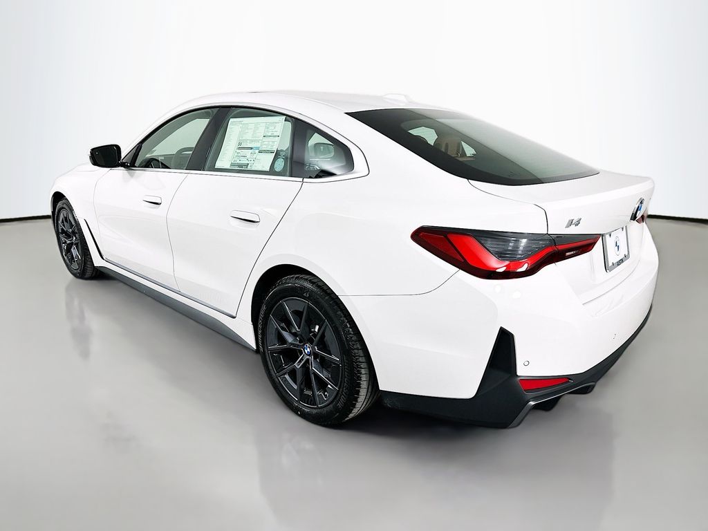 Thumbnail: 2026 BMW i4 - 7