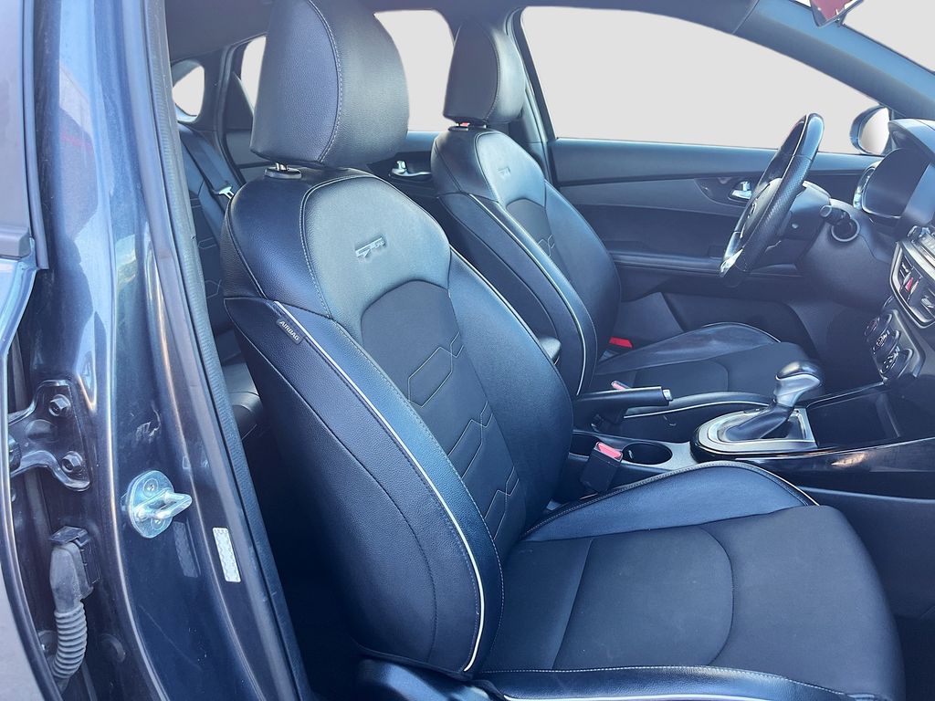 Used 2020 Gray Kia GT-Line image 25