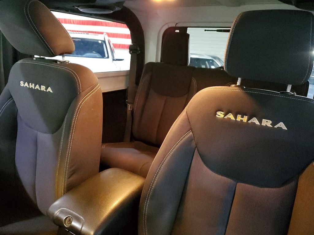 2013 Jeep Wrangler Sahara 34