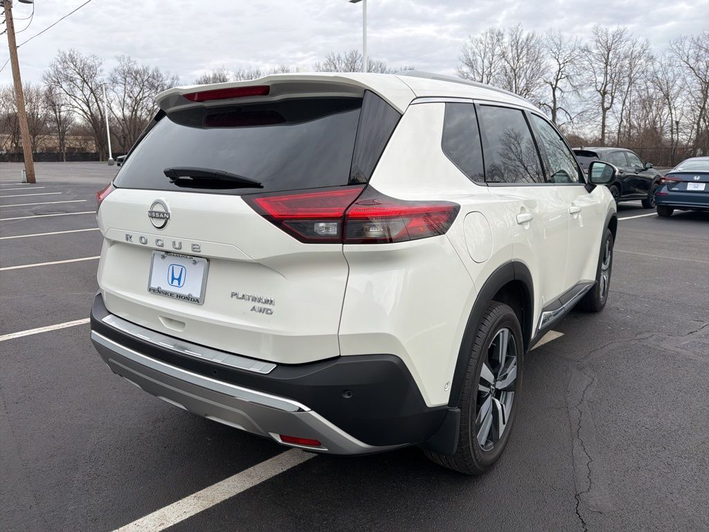 Thumbnail: 2022 Nissan Rogue - 5