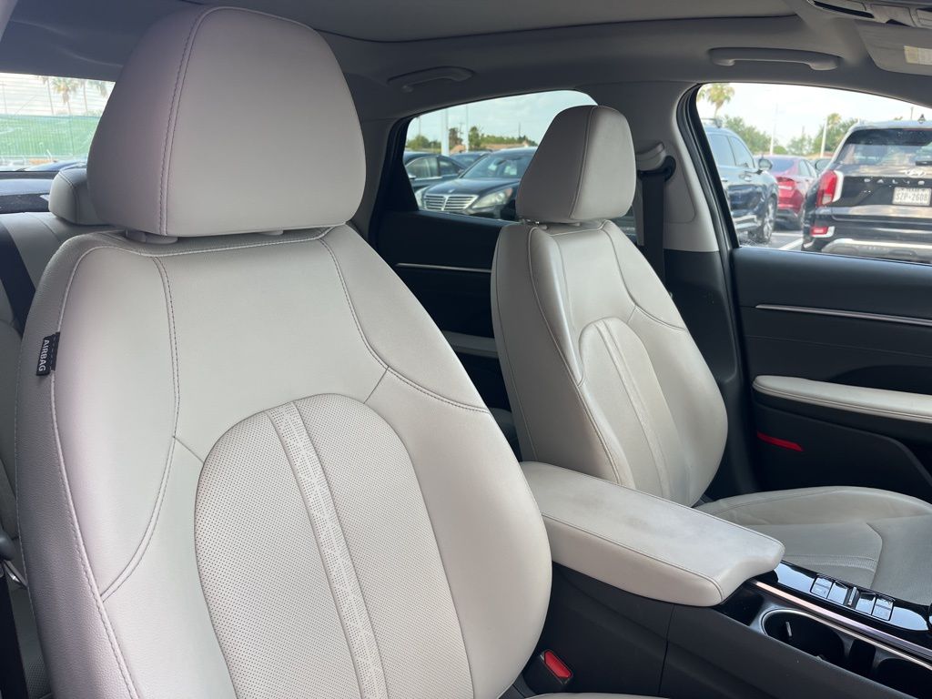 2022 Hyundai Sonata Limited 25