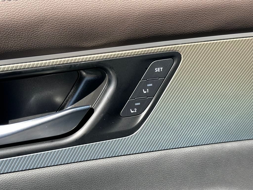 2025 Nissan Murano Platinum photo