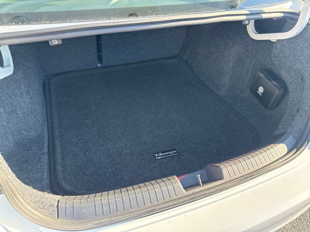 2021 Volkswagen Jetta 1.4T SE White at Bob Ruth Ford