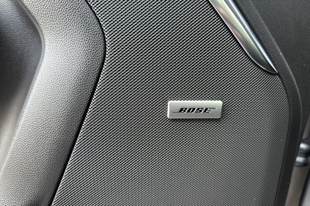 used 2022 GMC Yukon XL car, priced at $53,902
