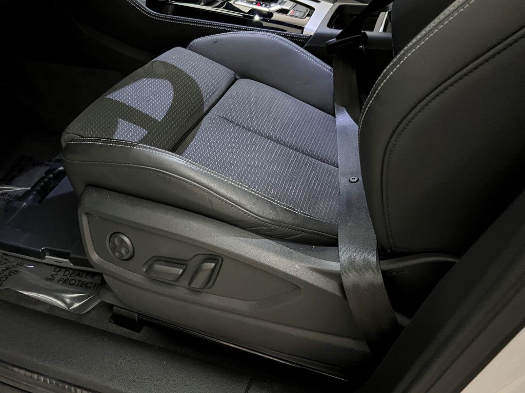 Thumbnail: 2023 Audi Q5 - 22