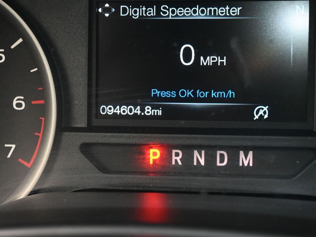 Used 2018 Lightning Blue Ford XLT image 30