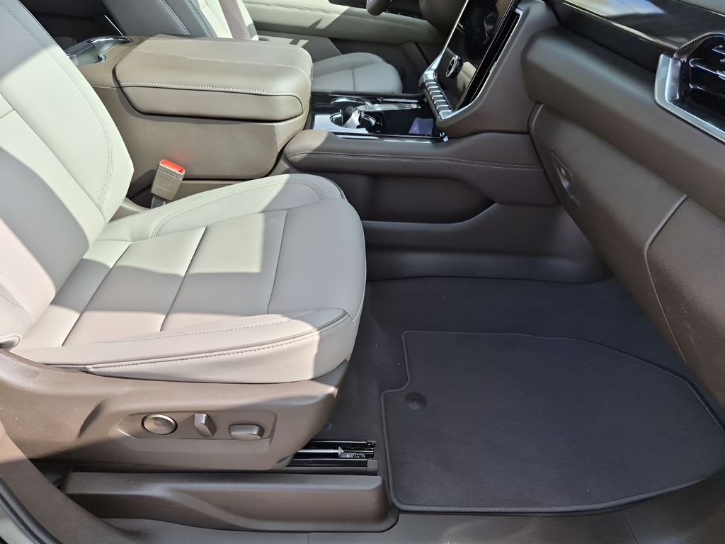 New 2026 Black GMC Elevation image 16