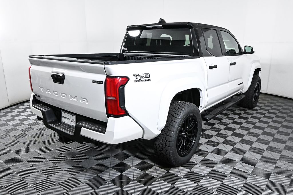 2024 Toyota Tacoma TRD Off-Road 6