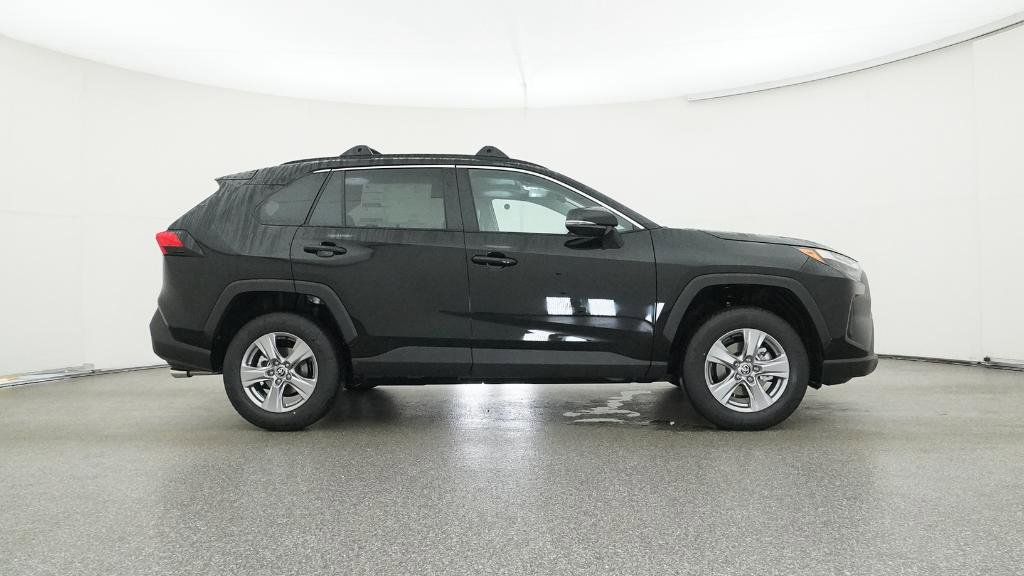 Thumbnail: 2025 Toyota RAV4 - 12