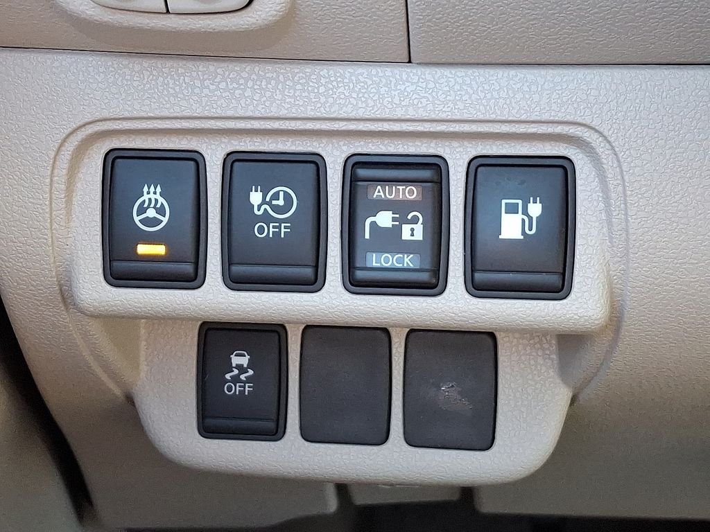 Thumbnail: 2015 Nissan Leaf - 23