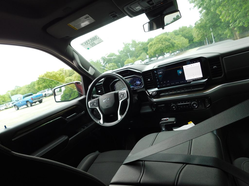 2024 Chevrolet Silverado 1500  6