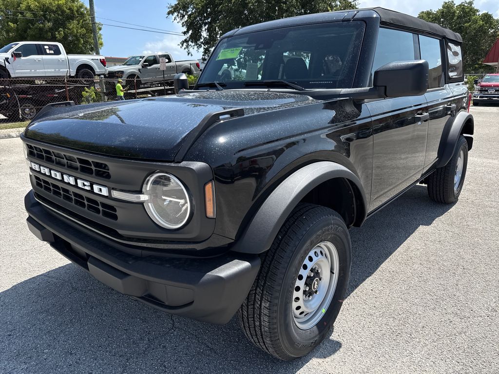 2026 Ford Bronco Base 4X4 SUV