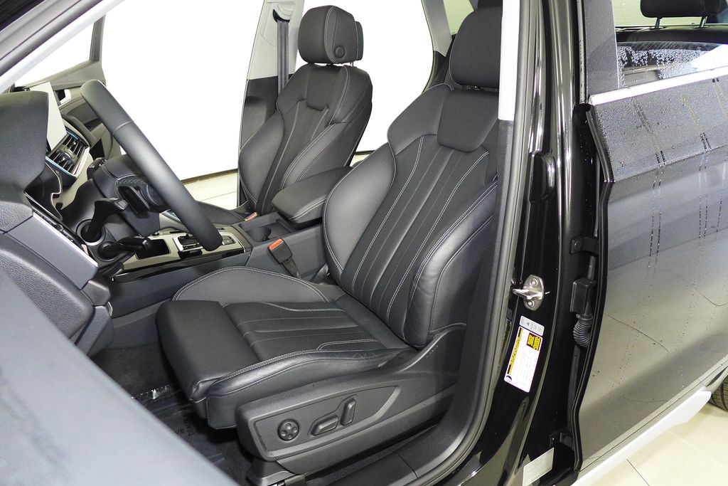 Thumbnail: 2024 Audi Q5 - 22