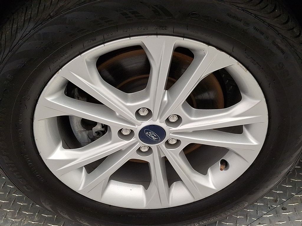 Thumbnail: 2018 Ford Escape - 8