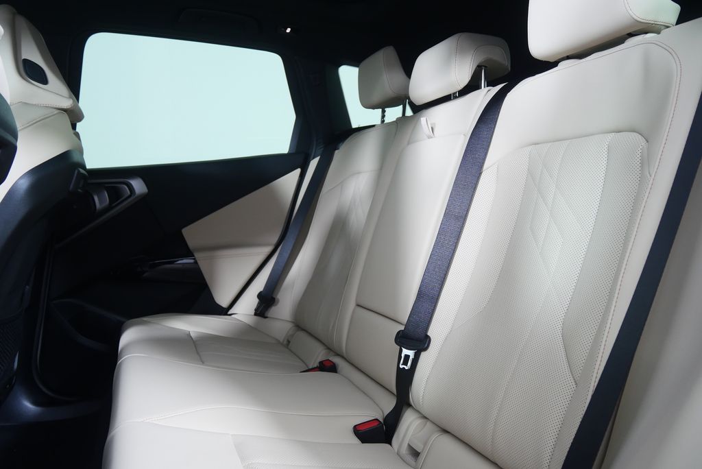 Thumbnail: 2026 BMW X3 - 15