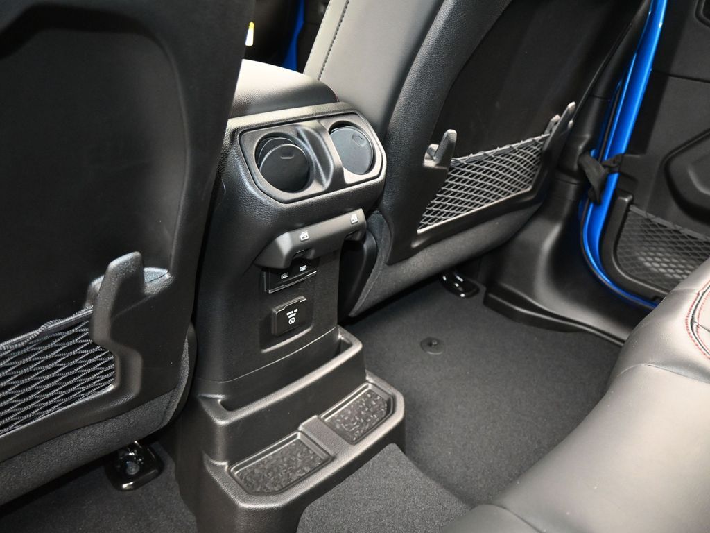 New 2026 Hydro Blue Pearl Coat Jeep Rubicon X image 30