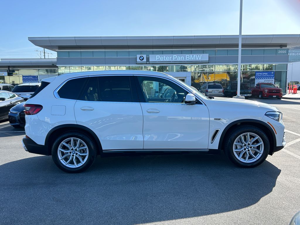 2022 BMW X5 xDrive45e 6