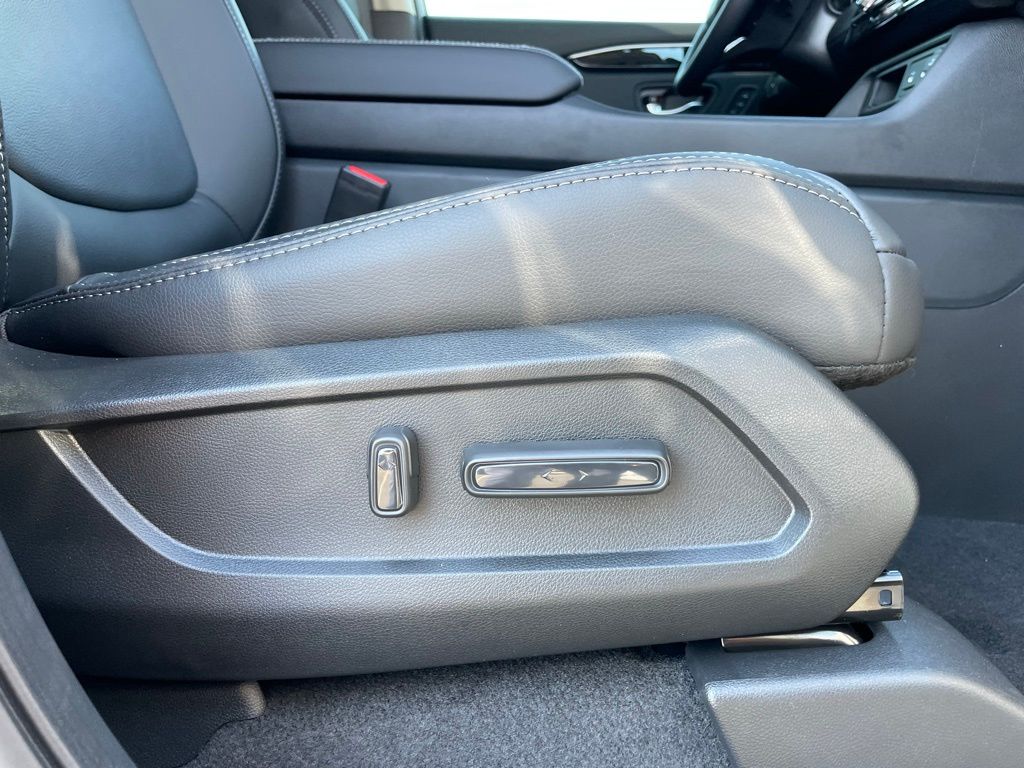 Thumbnail: 2026 Honda Pilot - 30