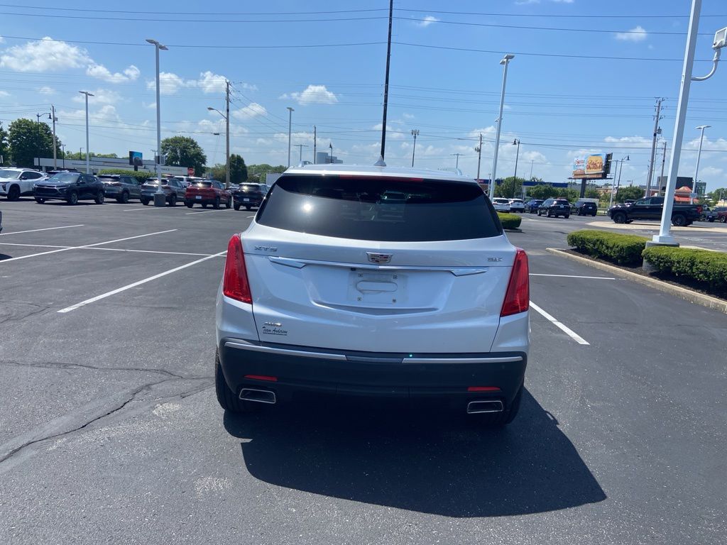 Thumbnail: 2018 Cadillac XT5 - 4