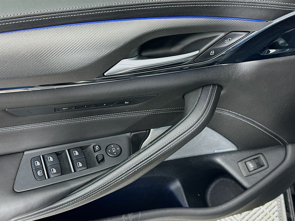 2018 BMW M5 Base 18