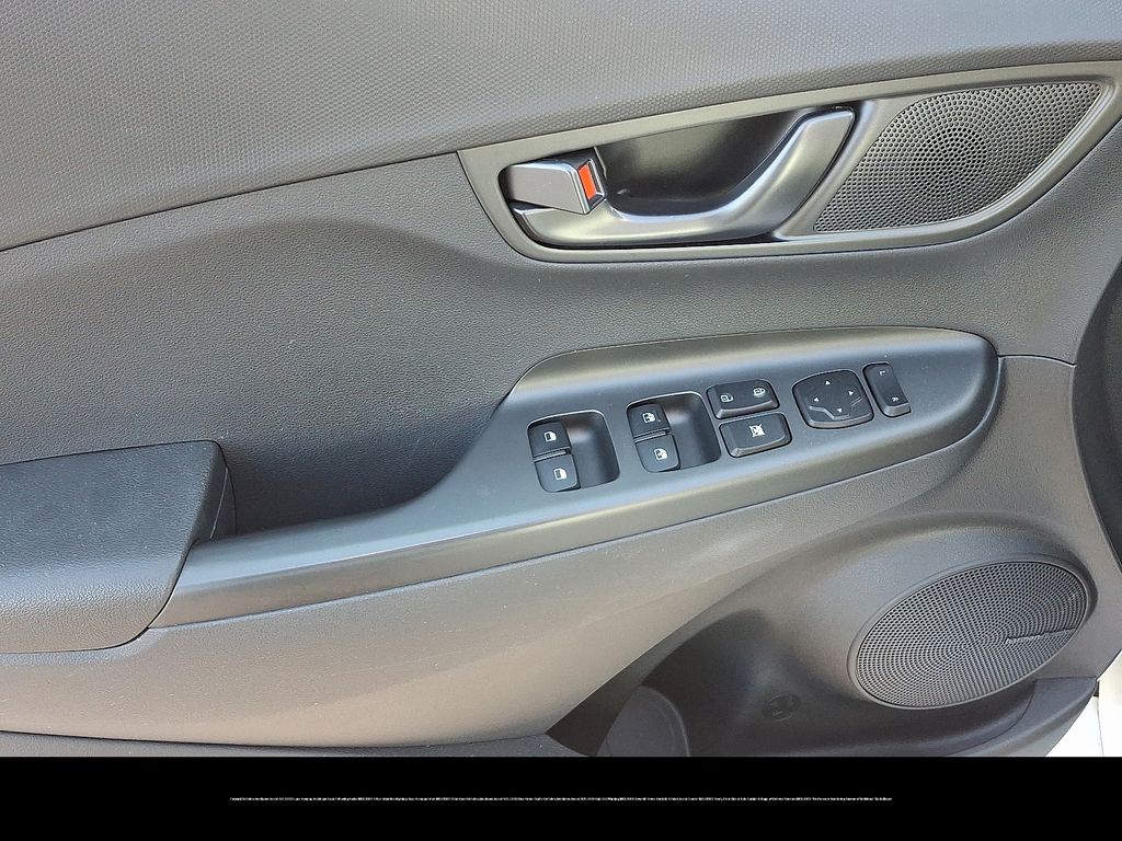 Thumbnail: 2022 Hyundai Kona - 13