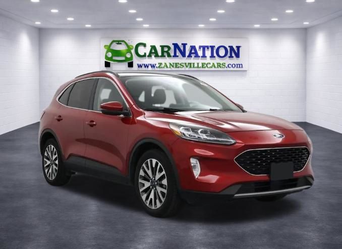 2020 Ford Escape Titanium