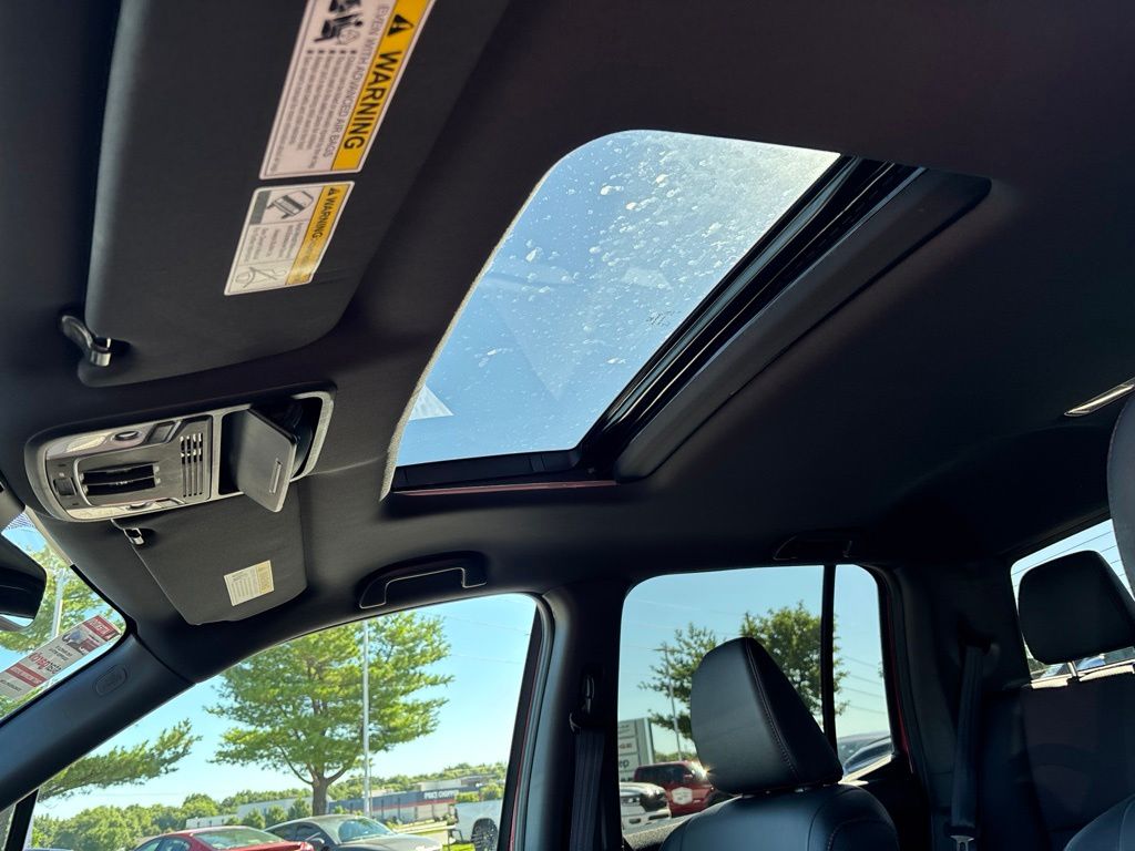 Used 2025 Honda Ridgeline Black Edition with VIN 5FPYK3F84SB018752 for sale in Kansas City