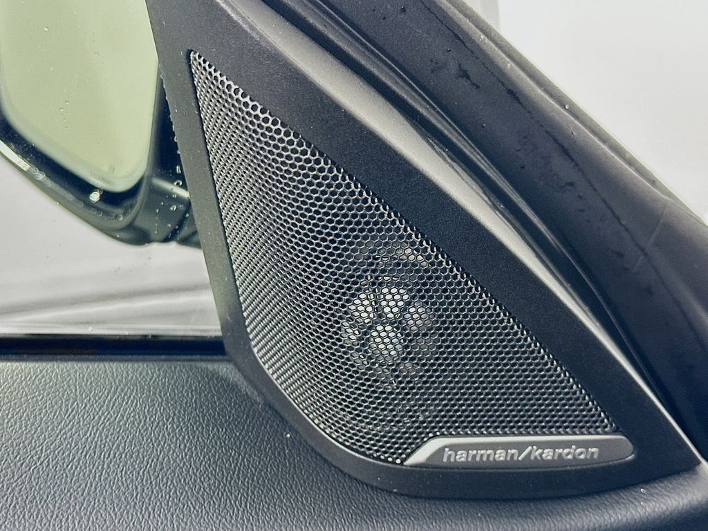 Thumbnail: 2023 BMW i4 - 19