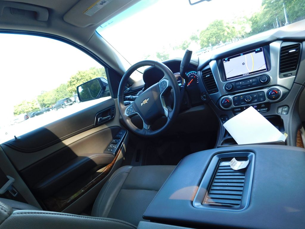 Thumbnail: 2018 Chevrolet Tahoe - 7